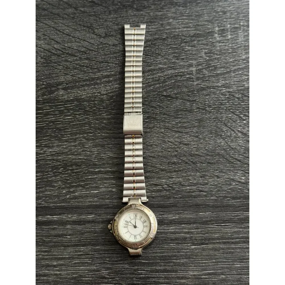 VTG Silver Tone Water Resistant Stainless Steel Watch‎ FOR PARTS UNTESTED